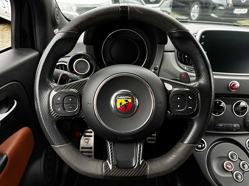 Abarth 500 Cabrio 595 C Competizione