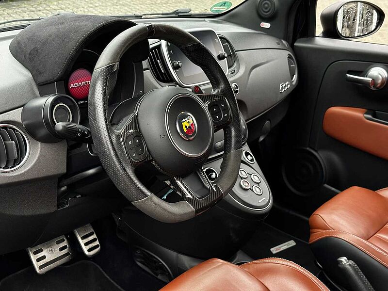 Abarth 500 Cabrio 595 C Competizione