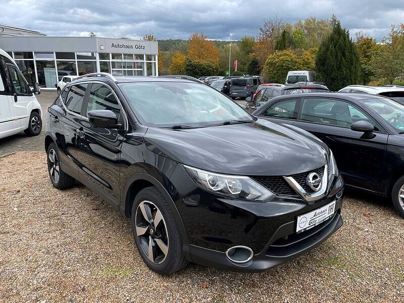 Nissan Qashqai 1,6 Benzin, 163 PS, 360°, Glasd. , 8fach